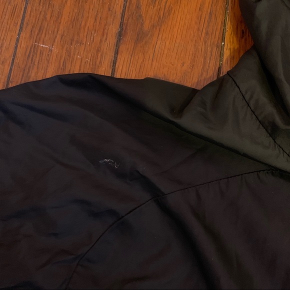 Livestrong nike windbreaker - Picture 3 of 5